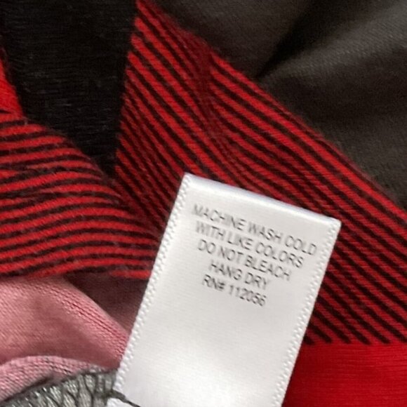 ZENANA BUFFALO CHECK PLAID TOP - Picture 8 of 8